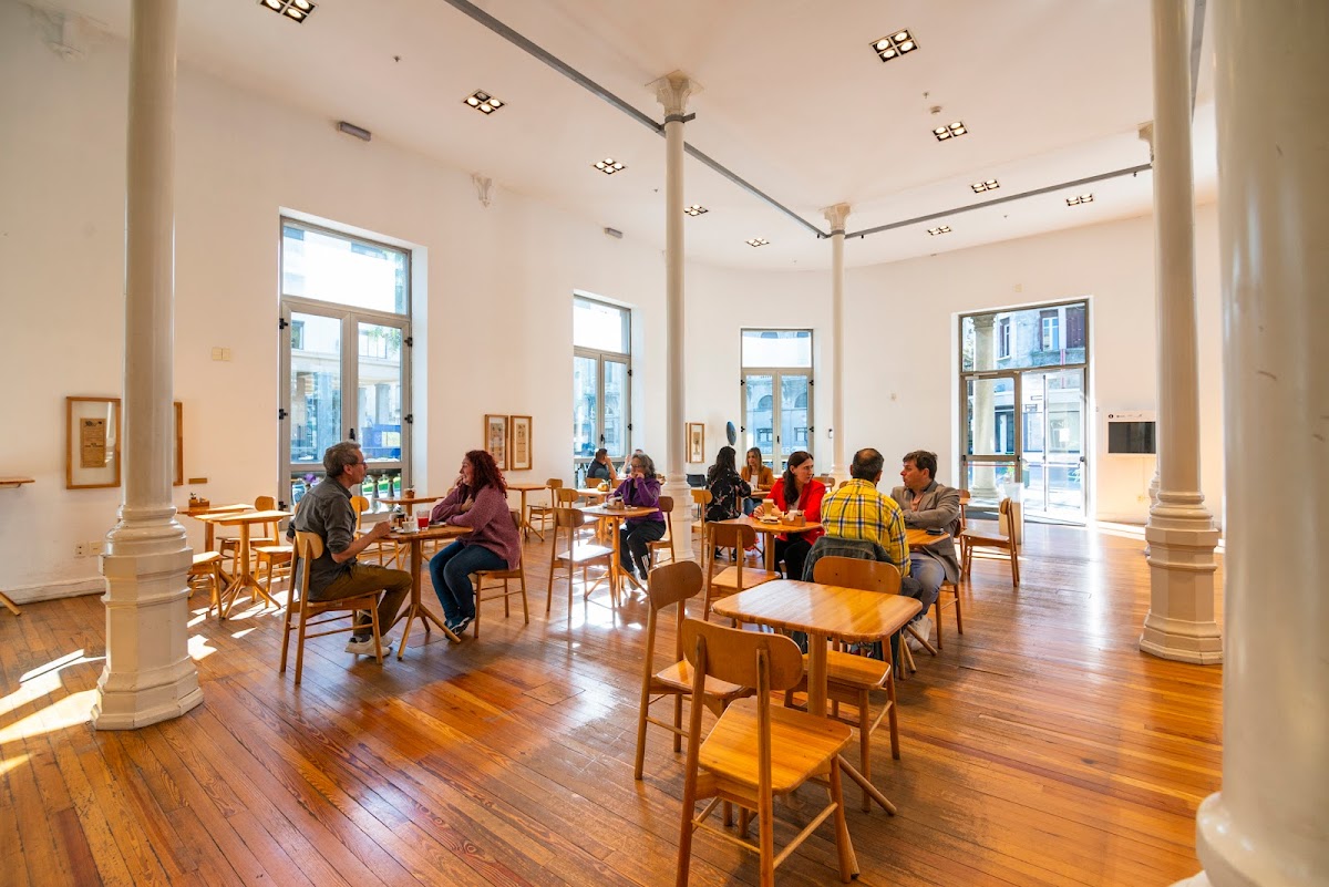 Allegro Café (en Teatro Solís)