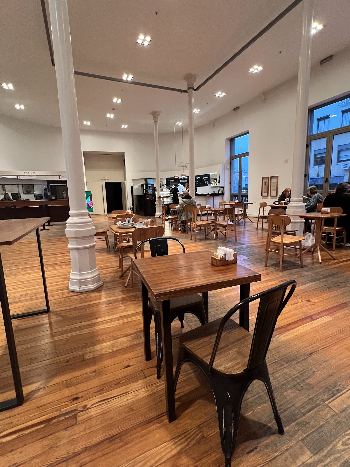 Gallery image 7