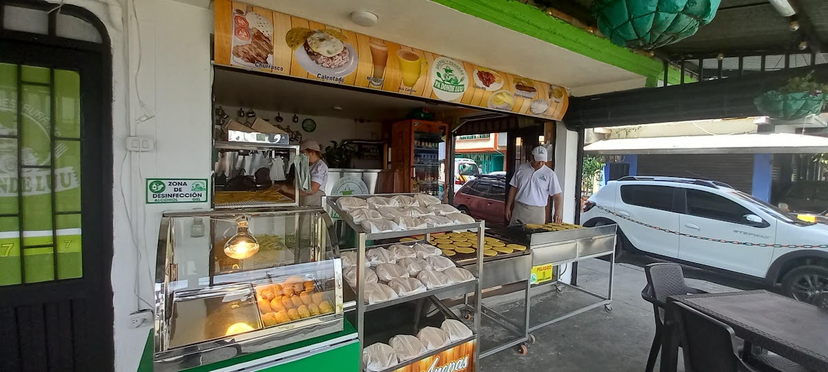 Arepas y asadero PA' DONDE LUU