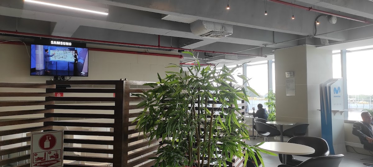Avianca Lounge Muelle Nacional