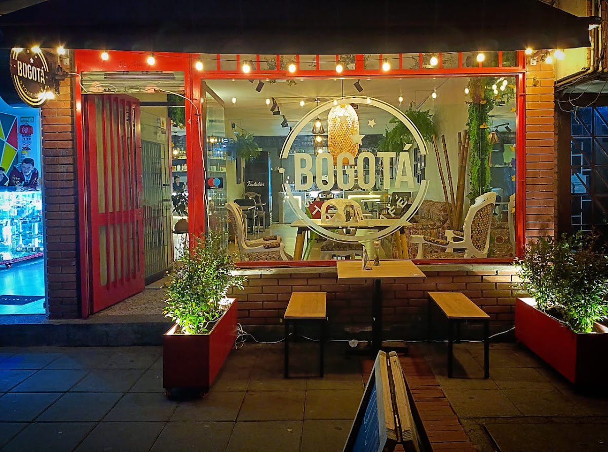 Bogotá store café bar
