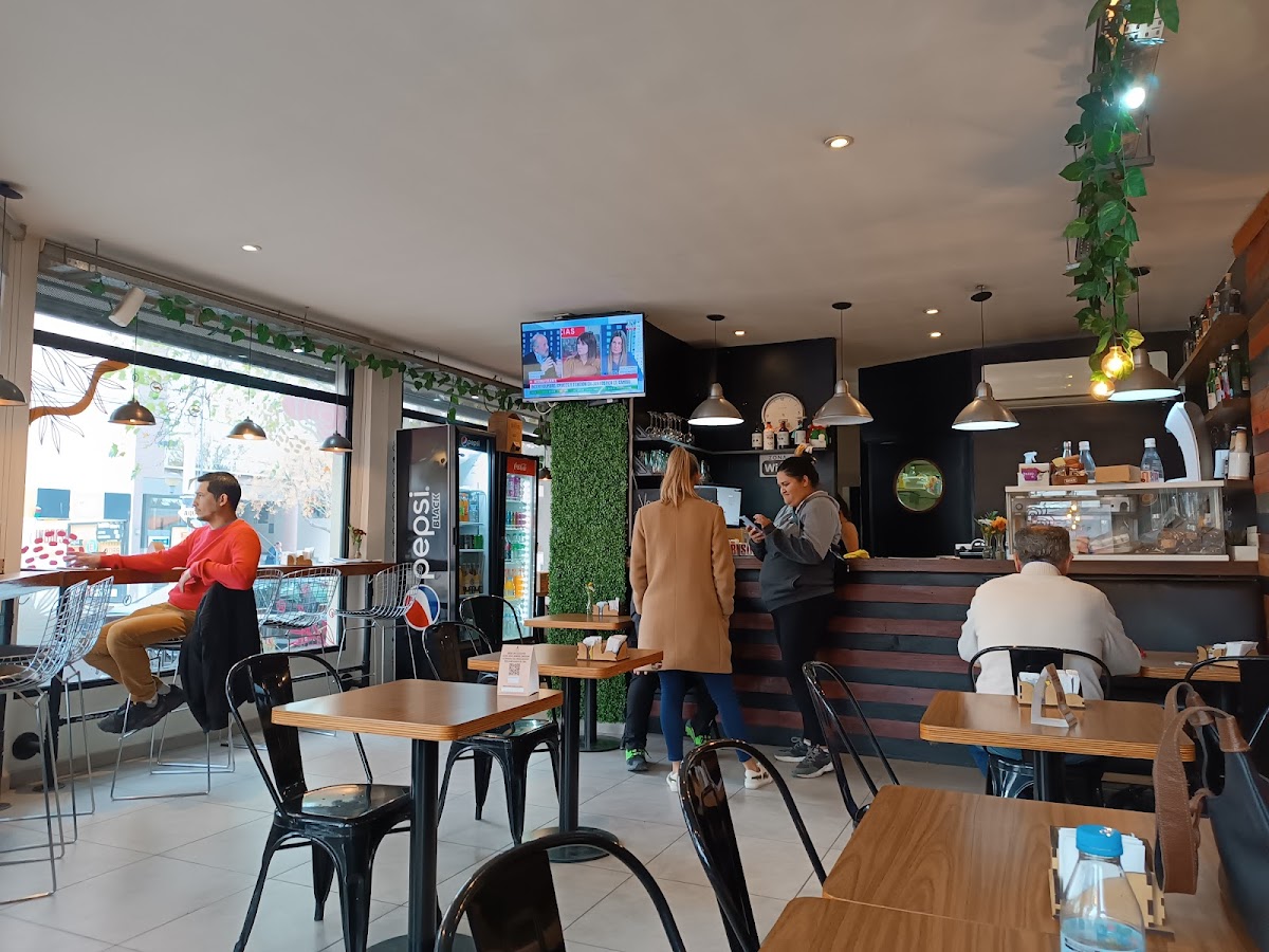 Buenos Aires. Café-Resto-Bar