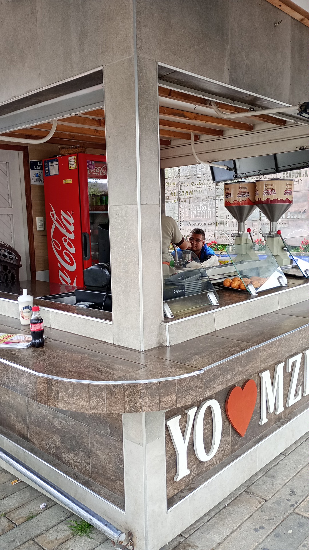 Buñuelos y Más (Parque de la Mujer)