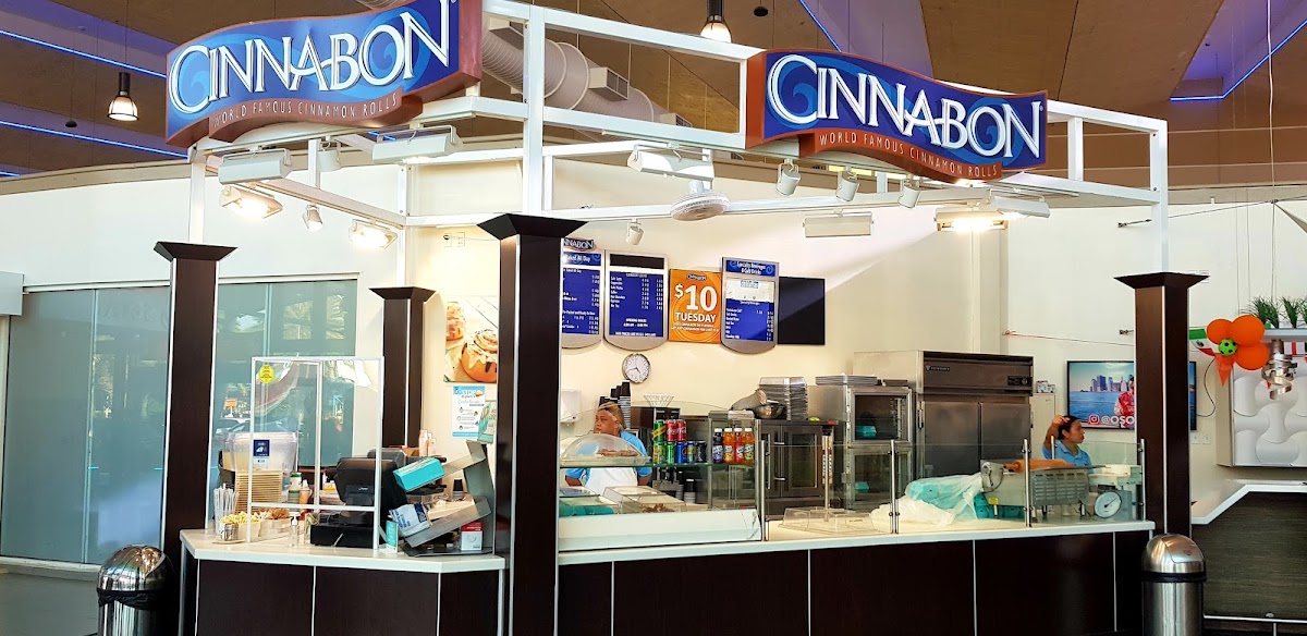 CINNABON Airport kiosk