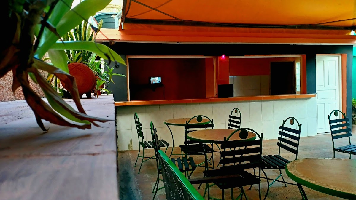 COFFEERNITY (LA CASA DE LA HAMBURGUESA )