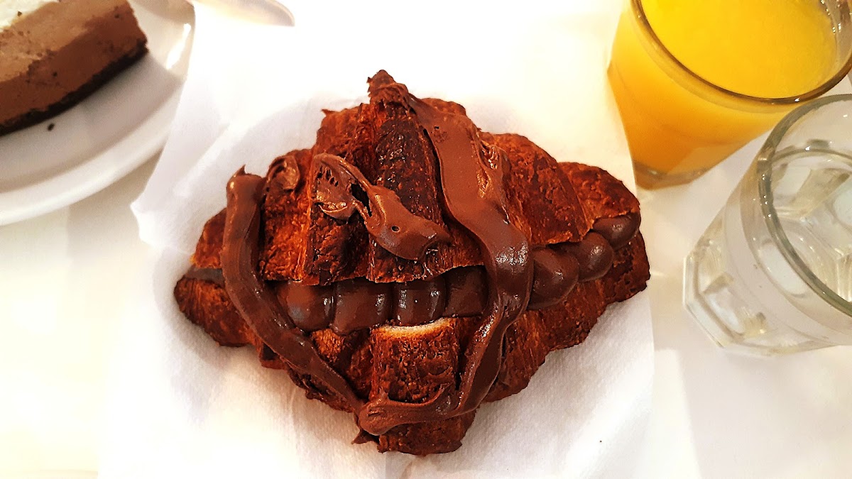 CROISSANT PASTELERIA