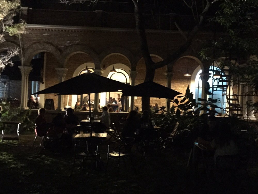 Cafe Ba