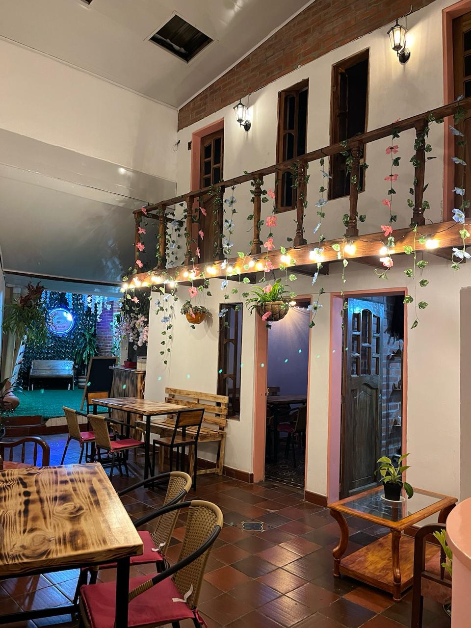 Café Bigotes Cali