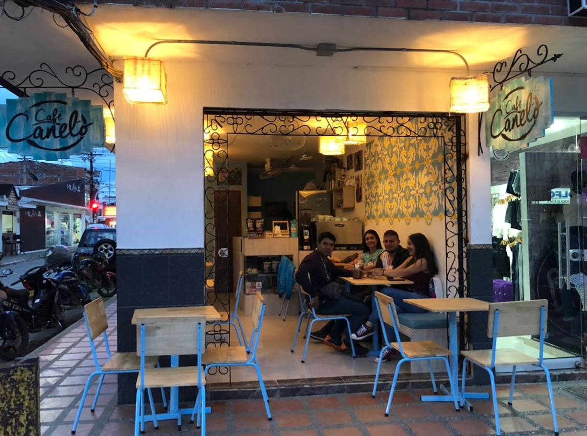 Café Canelo