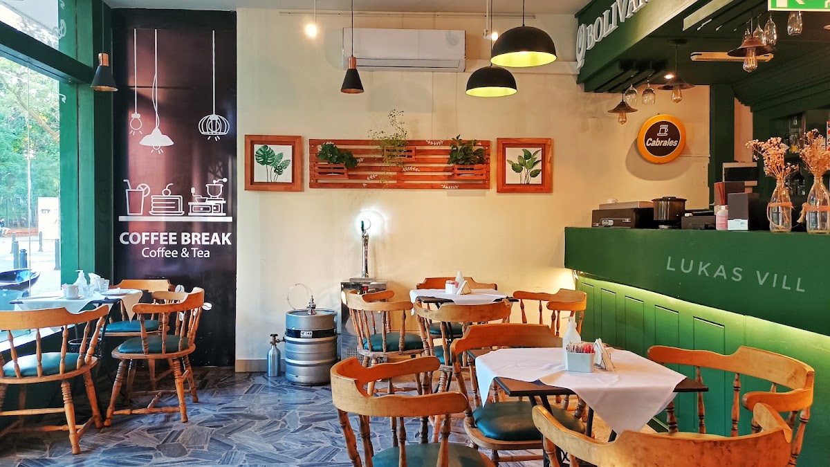 Cafe Coffe Break