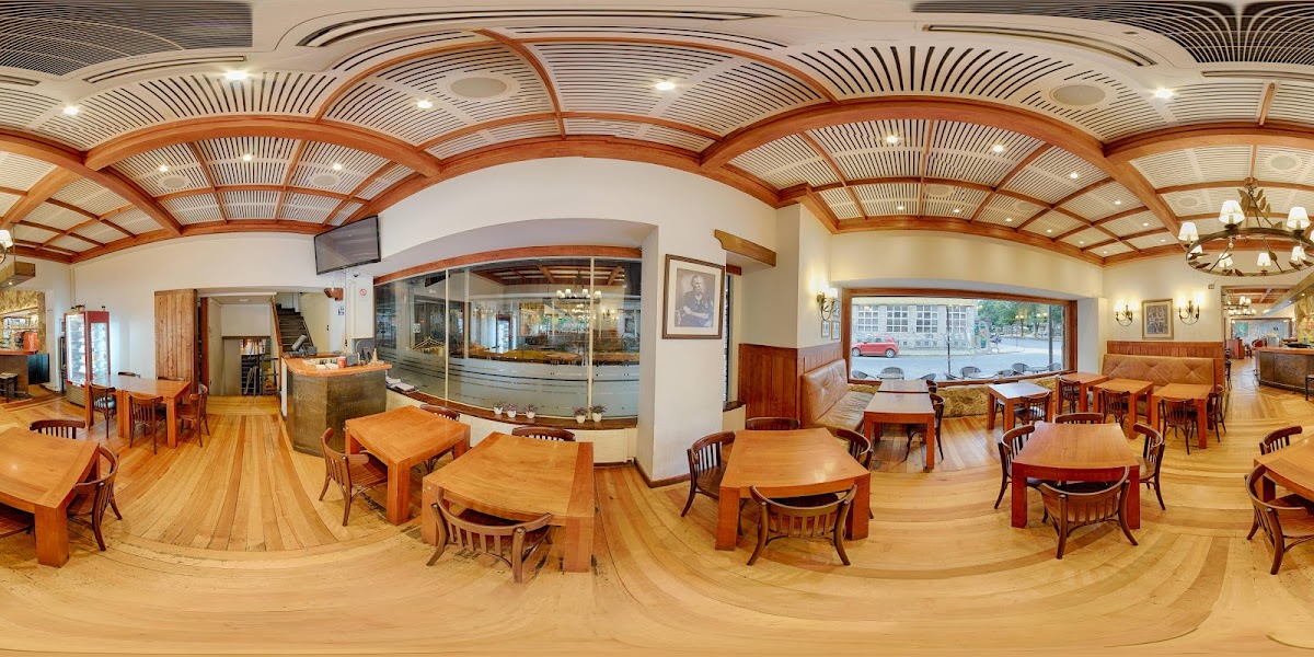 Cafe De Luis
