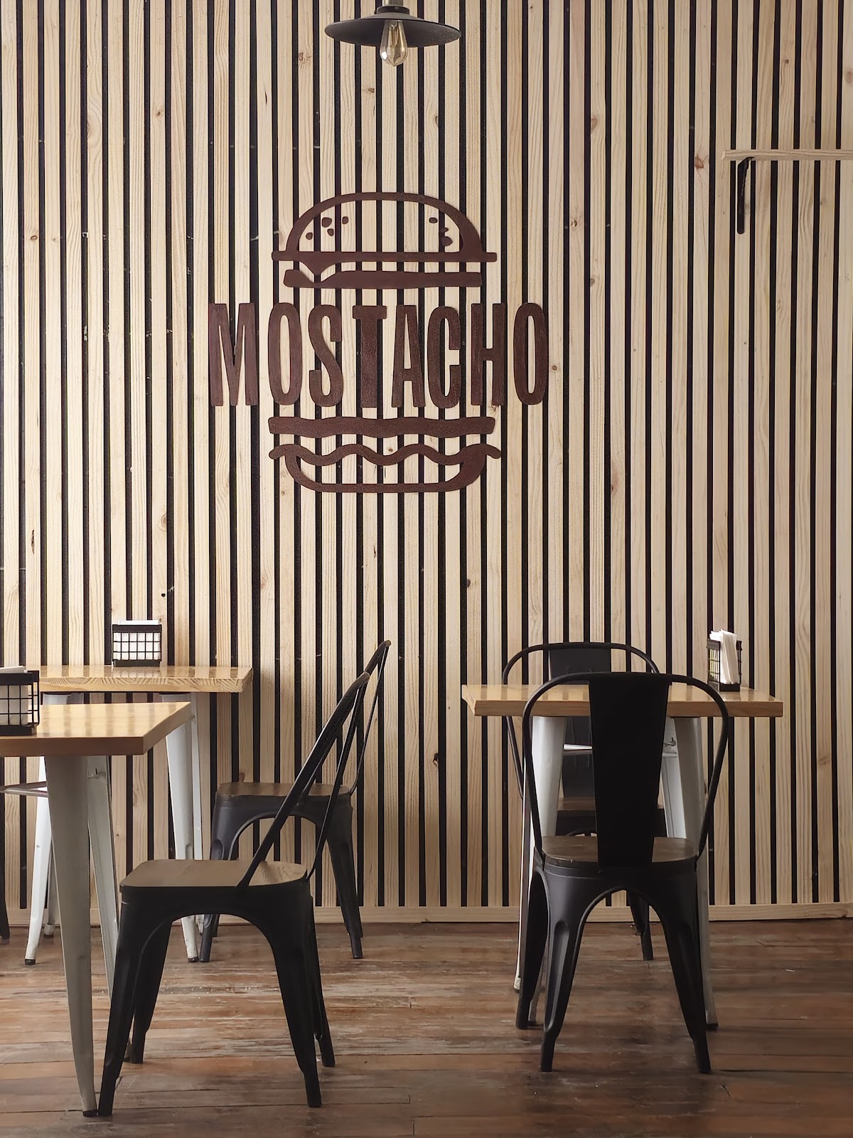 Café Mostacho