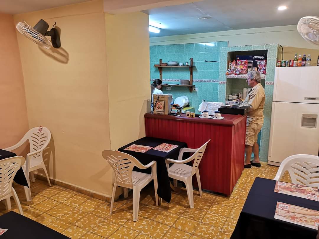 Cafeteria 49