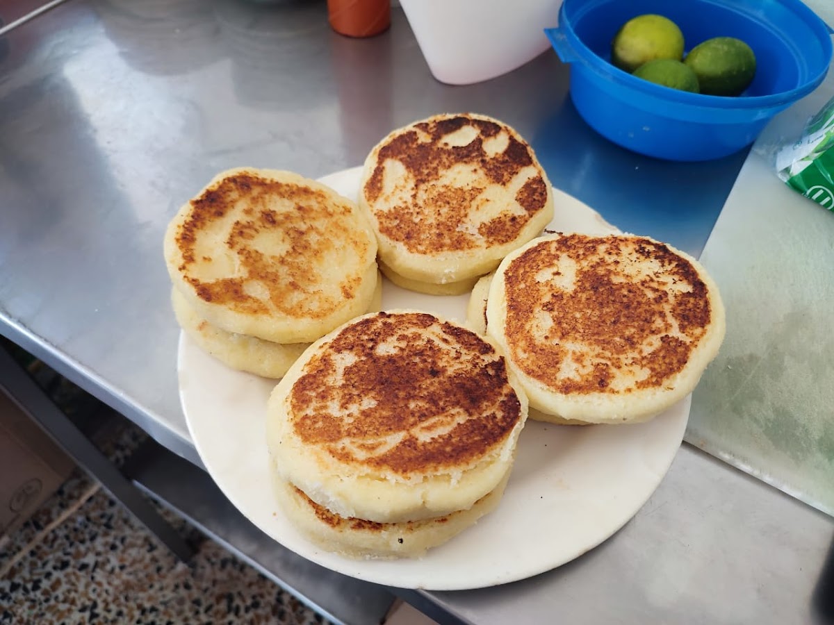 Cafetería Arepas y Empanadas El Oasis
