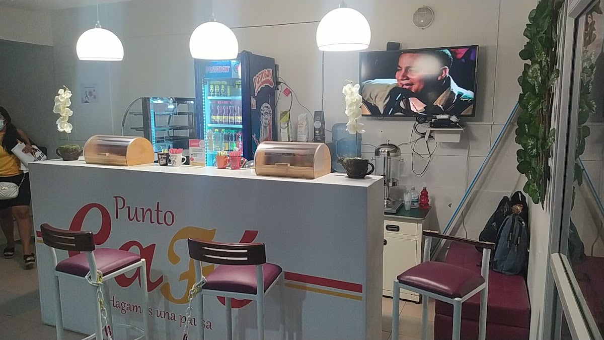 Cafetería Punto Café, Clínica Primavera