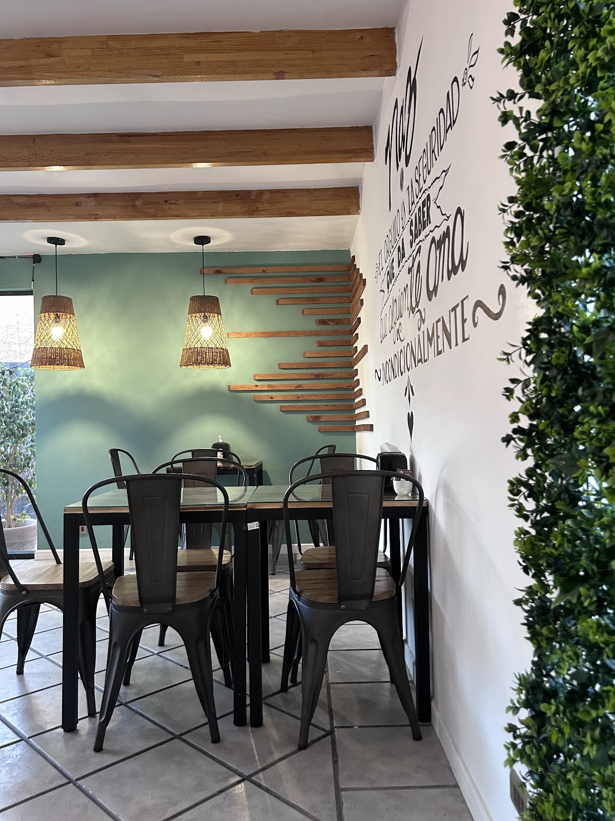Cafetería & Shop Naz