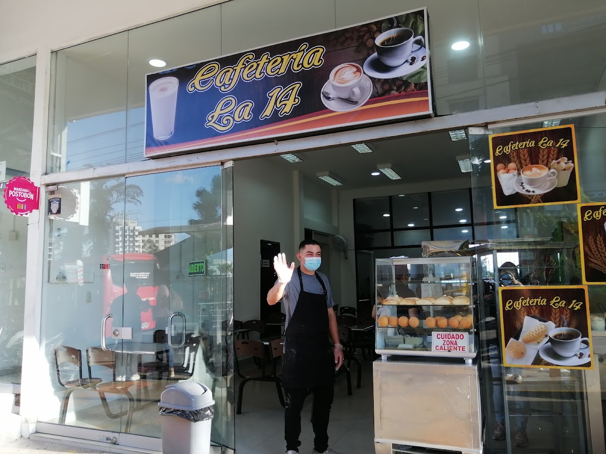 Cafeteria la 14