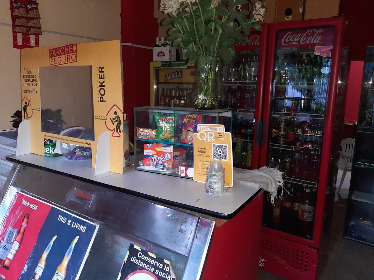 Cafetería la segunda donde la mona