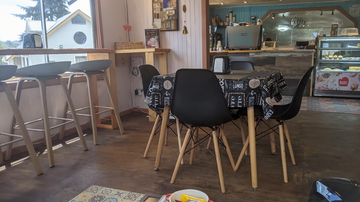 Cafeteria, tostaduria de café y restaurante