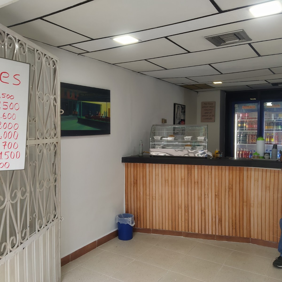 Cafetería y Pastelería La 10