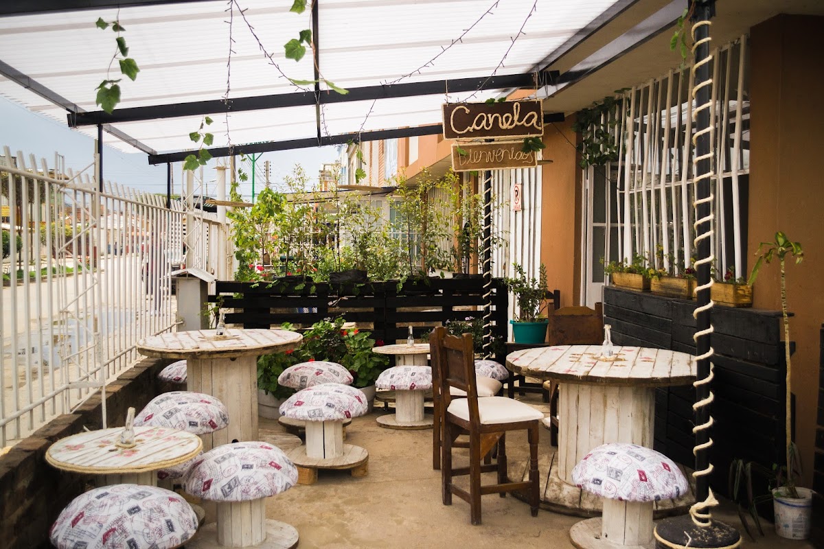 Canela cafè y sabor