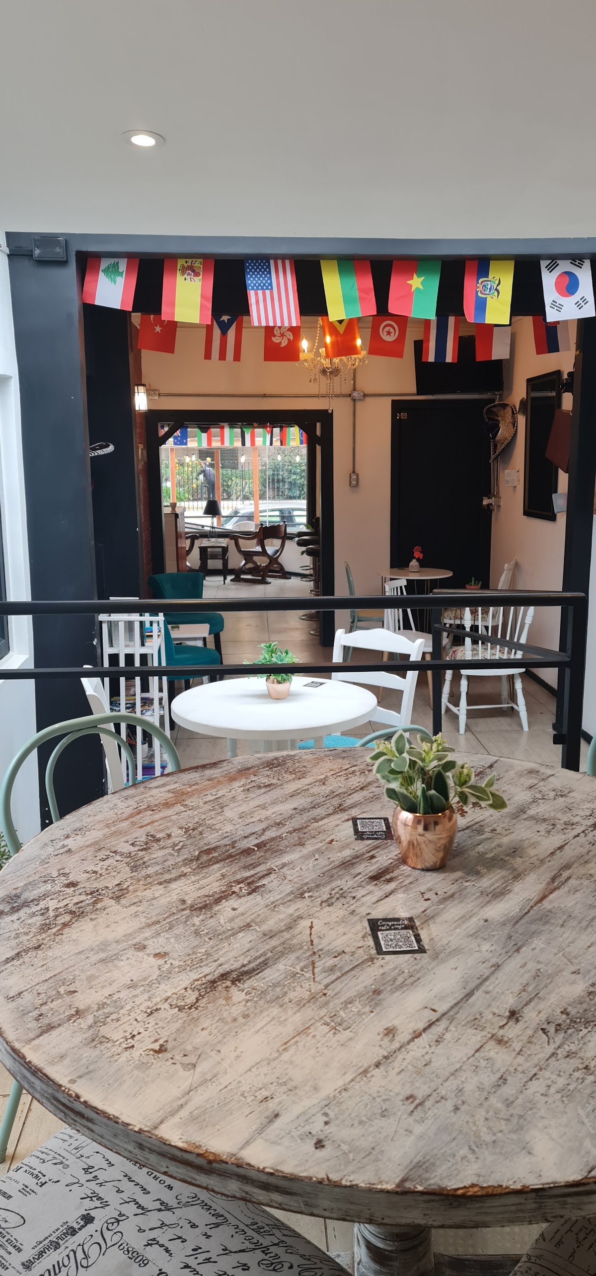 Check-in Cafe