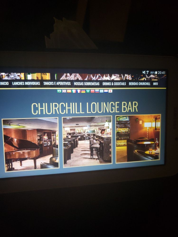 Churchill Lounge Bar