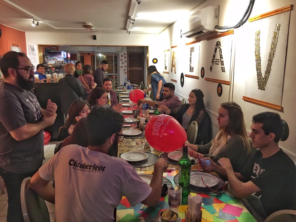 Cinzano Presenta: Martes de Pizza en La Cava