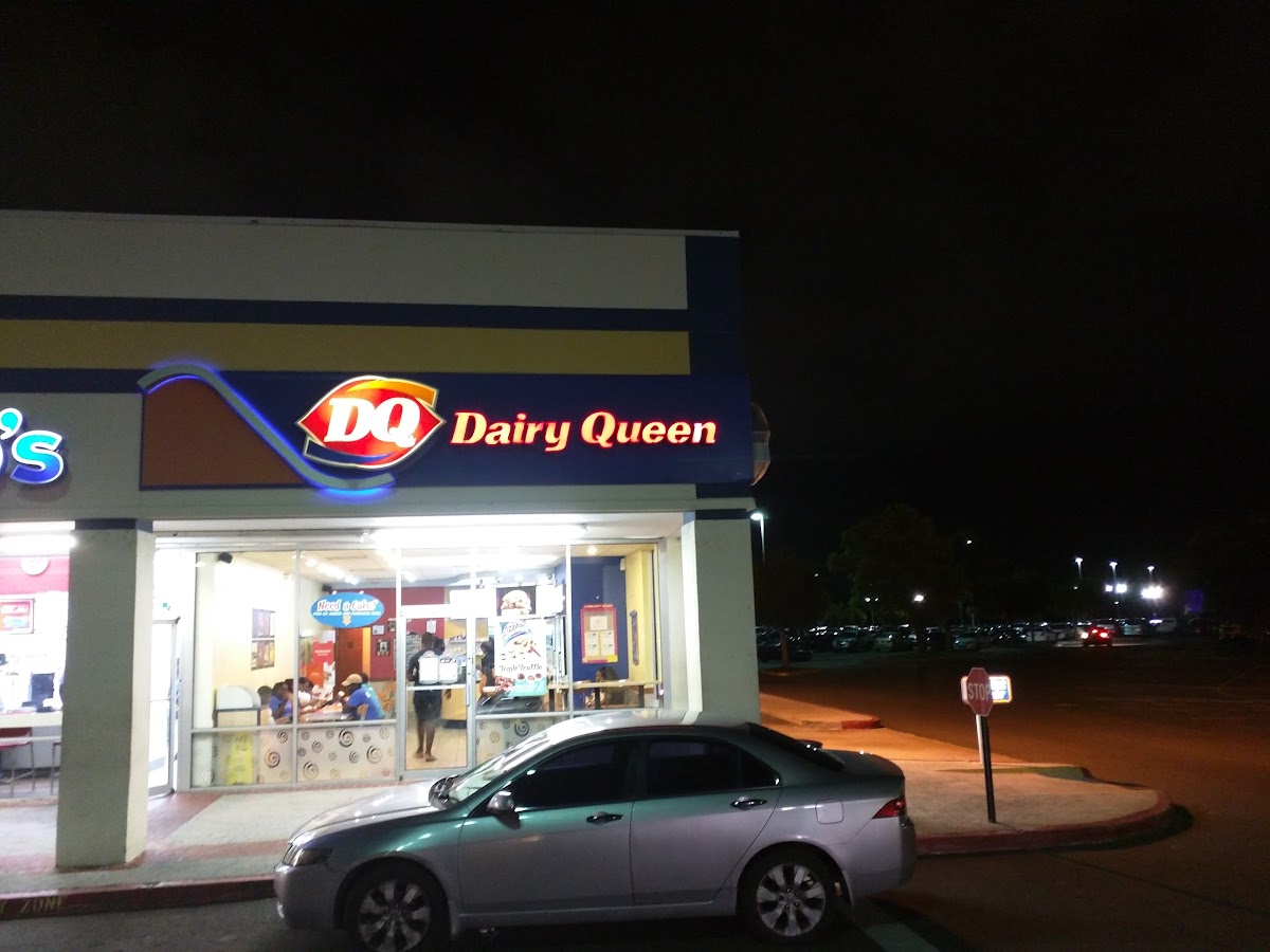 DQ (Dairy Queen)