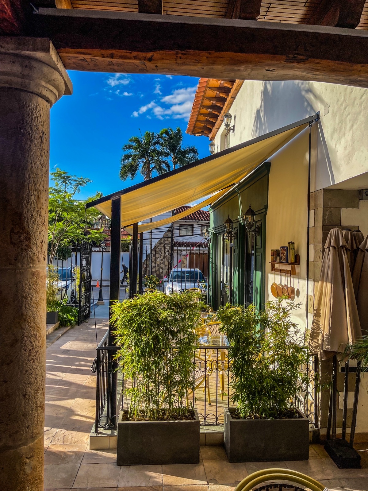 D Castilla Café & Bistró