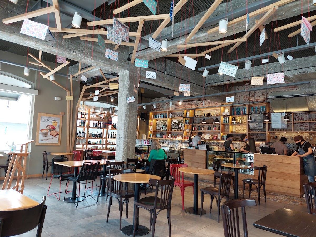Del Viento Café