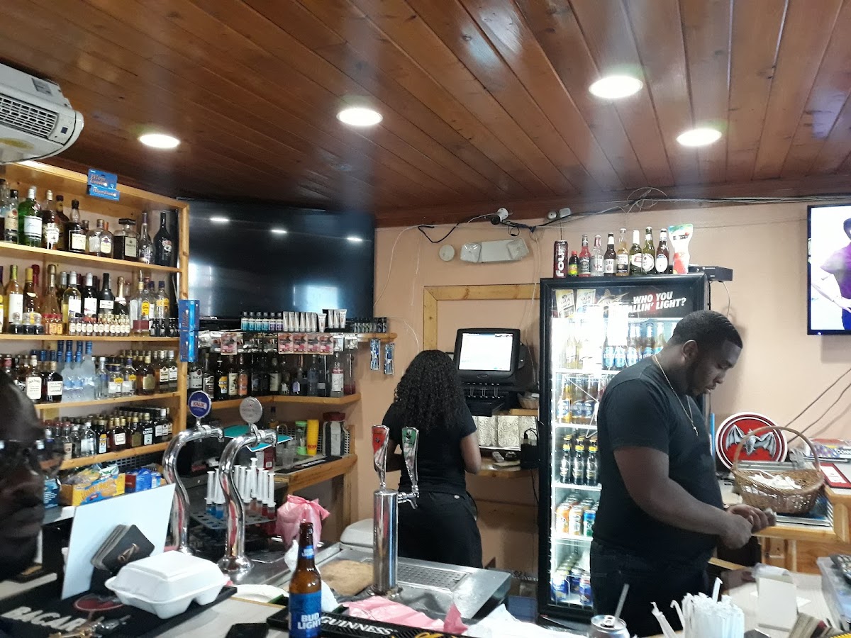 Doran's Hotel & Café