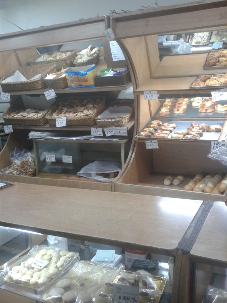 El Maná Cafetería y Confitería