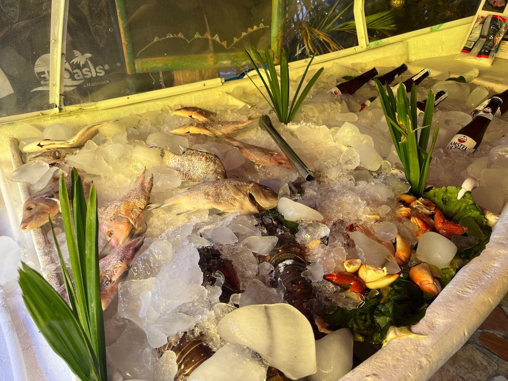 El Oasis Mariscos 