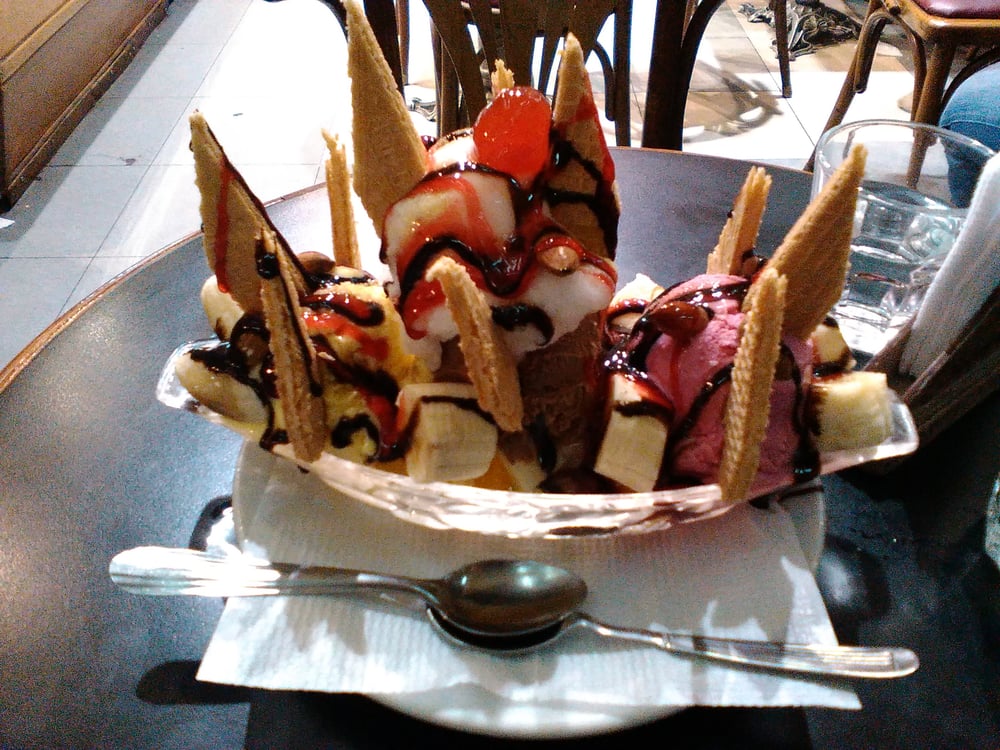 El Vesuvio Resto Cultural
