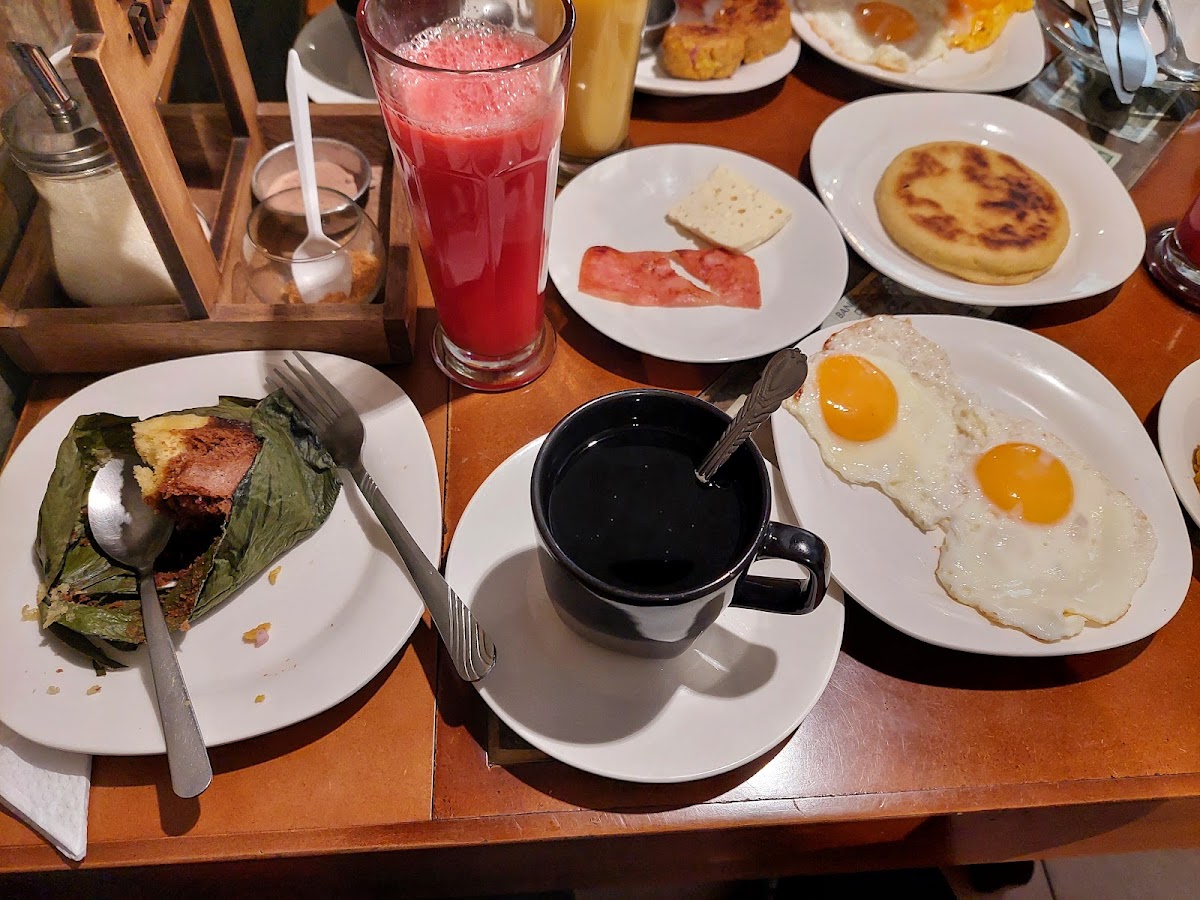 El Zaguán Cafetería