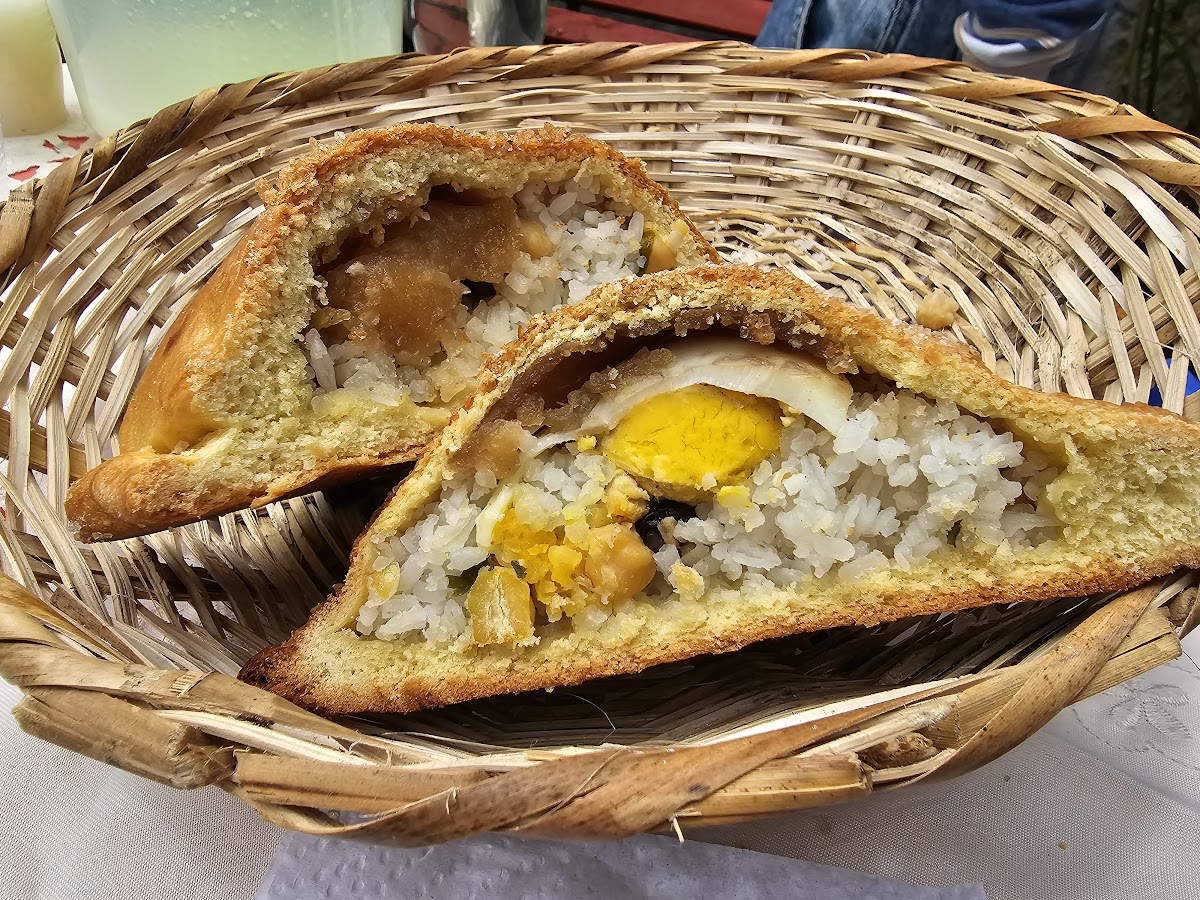 Empanadas San Pedranas Helenita de Sierra