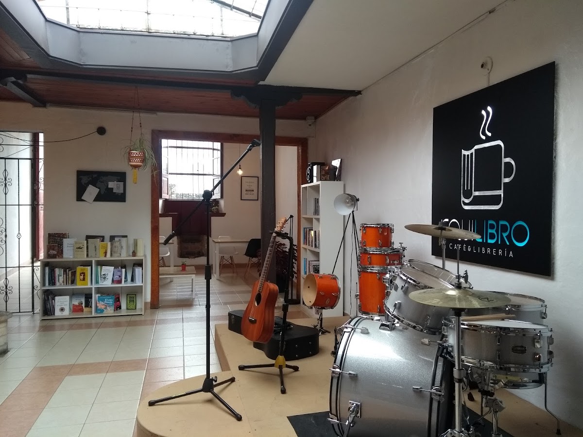 Equilibro Café & Librería