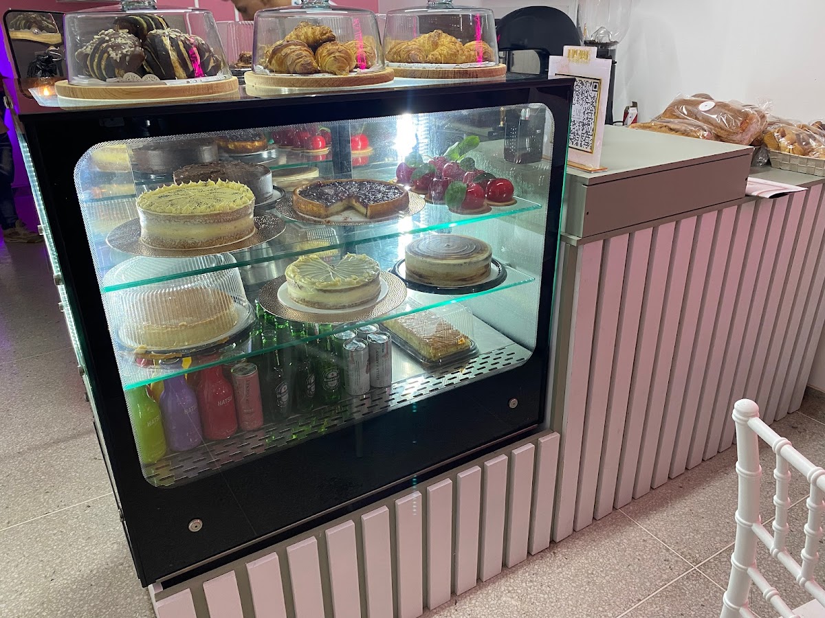 Flore postres y cafe