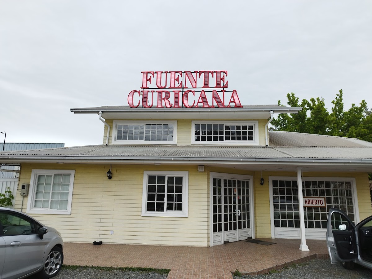 Fuente Curicana