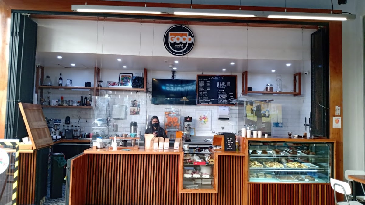 GOOD CAFE