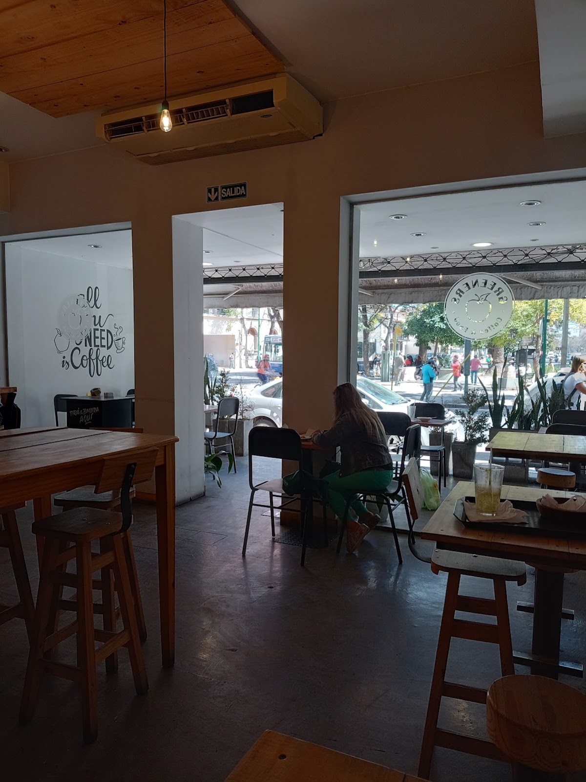 GREENERS Coffee & Food
