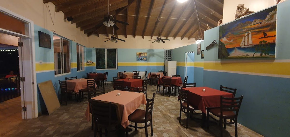 Gene's Bar & Grill