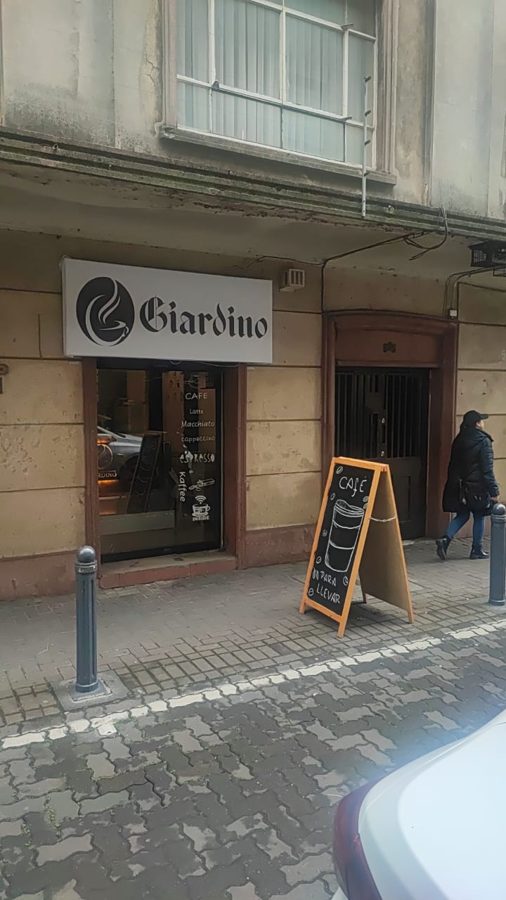 Giardino café