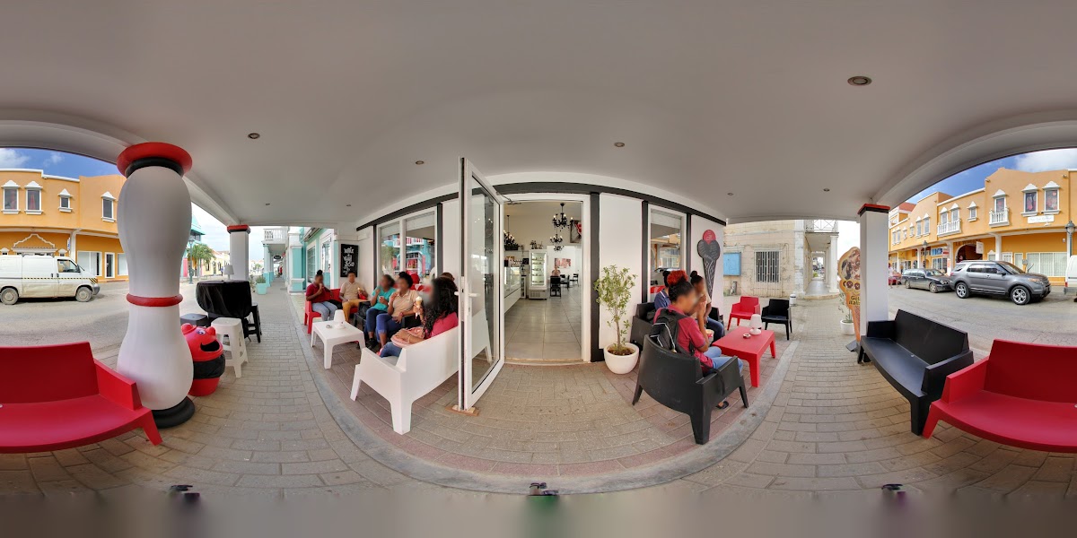 Gio's Gelateria & Caffe`