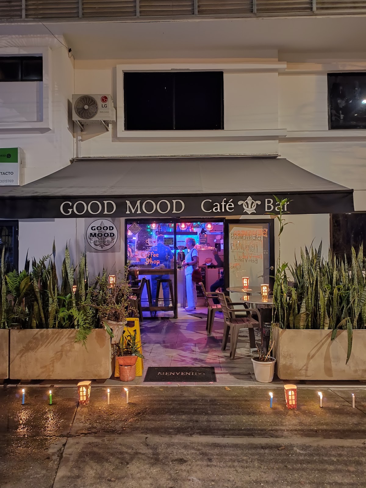 Good Mood Cafe Bar