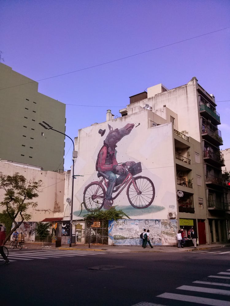 Graffiti ARYZ Caballo en Bicicleta