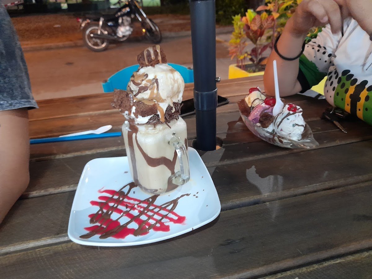 Heladería bubble waffles juniors