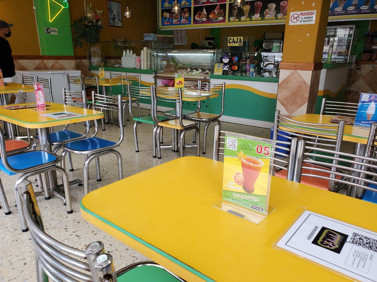 Heladería y Frutería Kikes