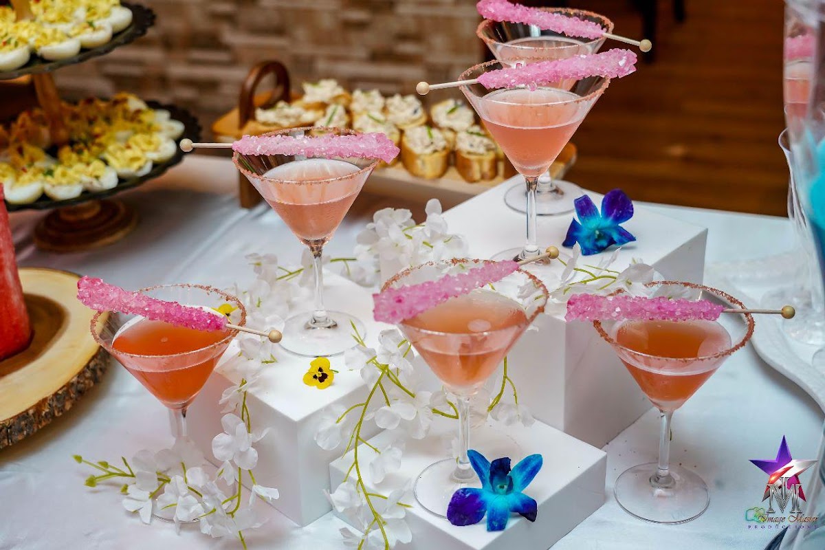 Heliconia Restaurant and Lounge